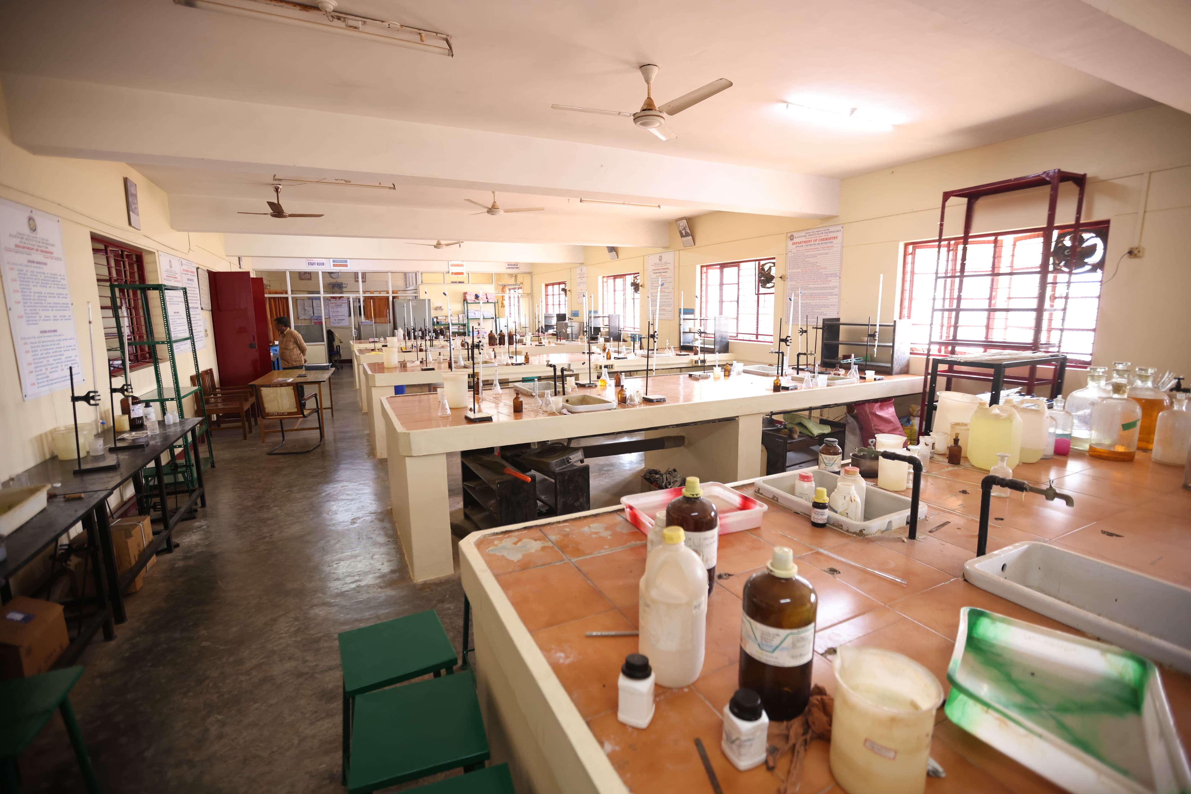 Advanced Laboratories - Image 3